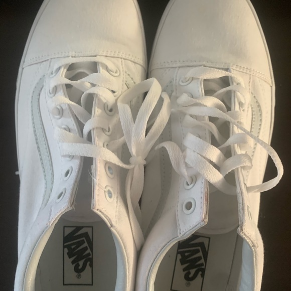 All Whit Men’s Vans - Picture 1 of 4